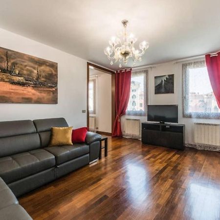 Rialto Apartment With Canal Grande View Venice Luaran gambar