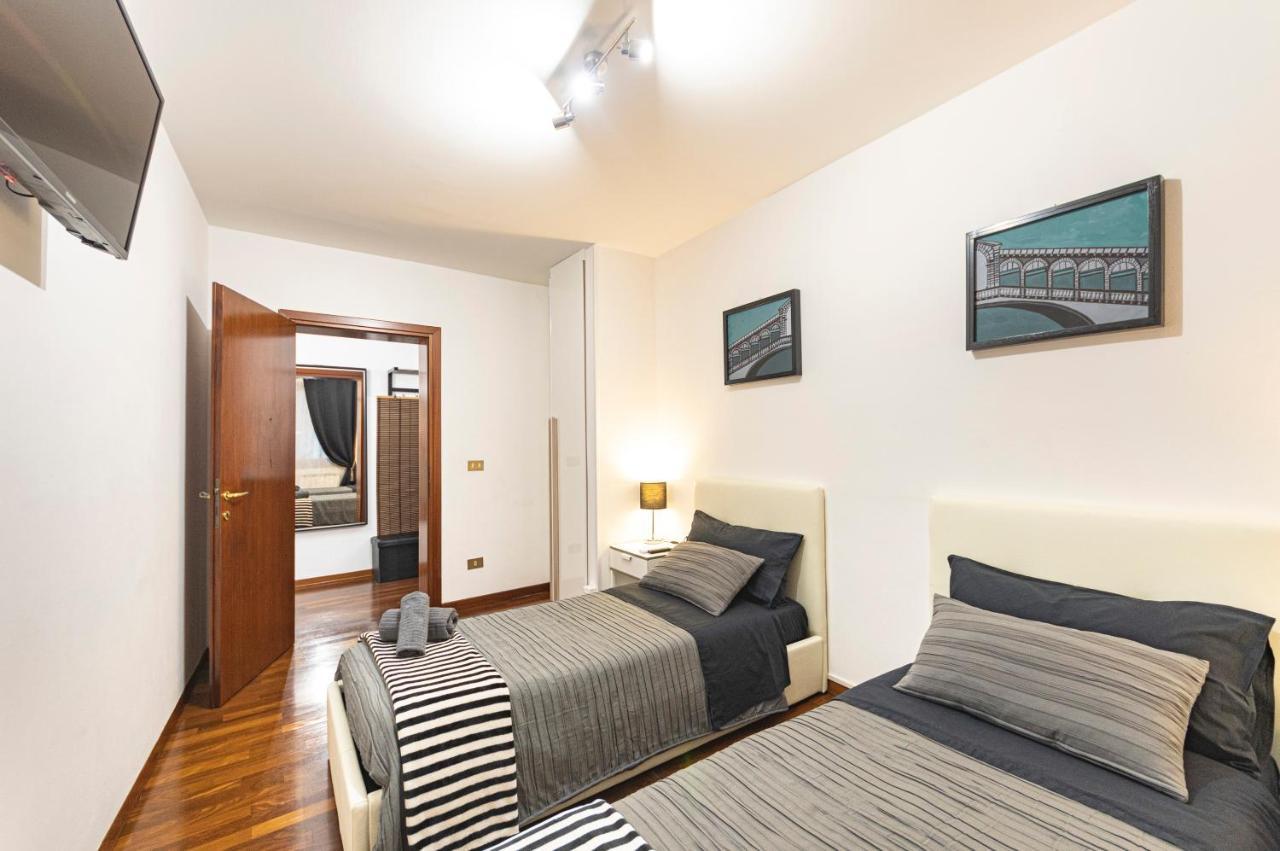 Rialto Apartment With Canal Grande View Venice Luaran gambar